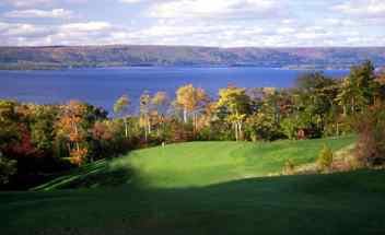 Golfplatz Dundee mit Blick aufs Meer zum Vergrößern klicken